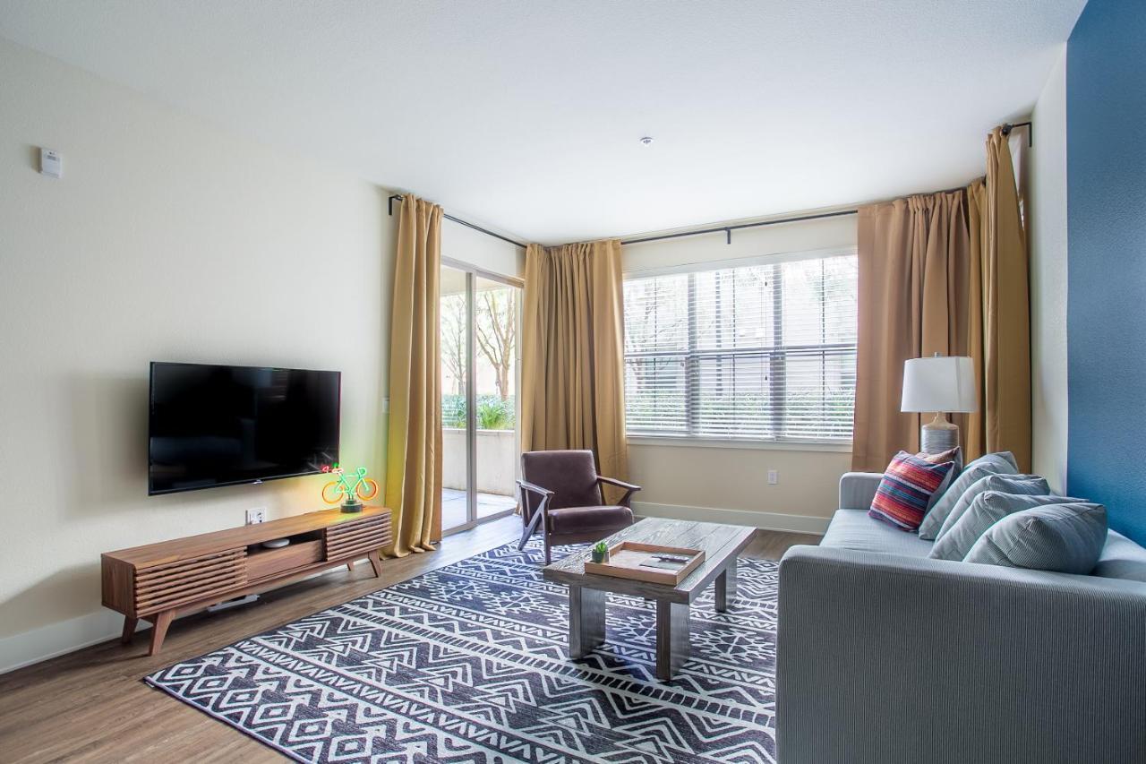 Apartment Wanderjaunt - Luxe Mission Valley Apts